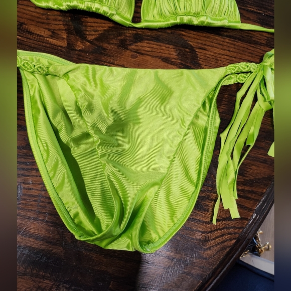 PQ Swim Mila Lime Bikini M Top/Large Bottom - Picture 9 of 13